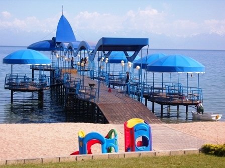 Озеро Иссык-Куль, центр отдыха Карвен Иссык-куль 2053